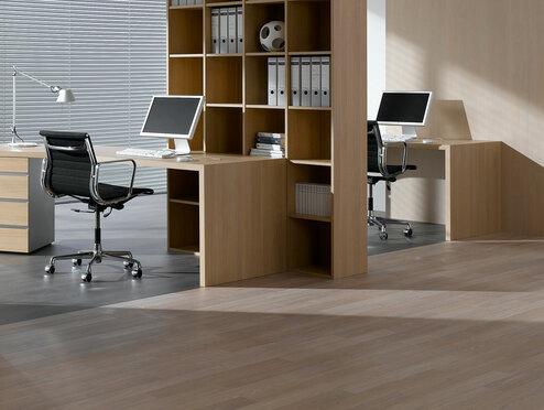 Impressionen eines Arbeitszimmers Impression eines Arbeitszimmers im Stil Großraumbüro