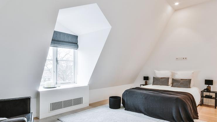 Dachbodenausbau - Schlazimmer mit Dachfenster Dachbodenausbau - Schlazimmer mit Dachfenster